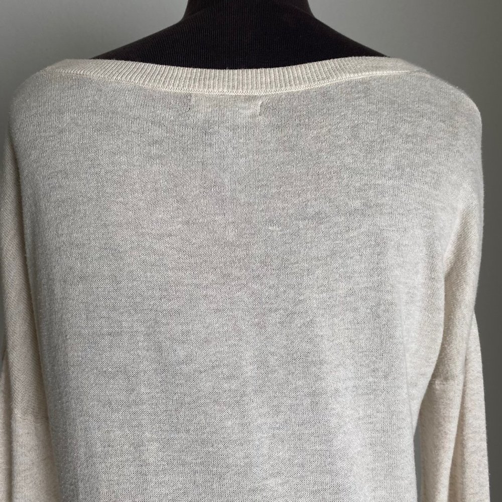 Gap sz S ccoop neck long sleeve sweater - Picture 6 of 8